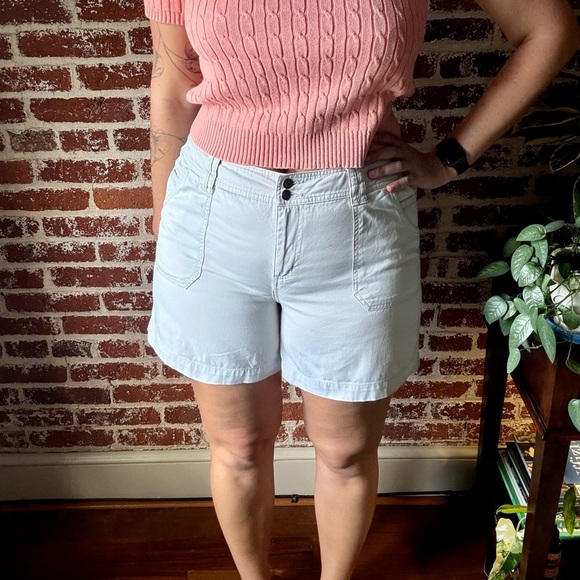 Dress Barn off white mid rise shorts - Picture 1 of 9